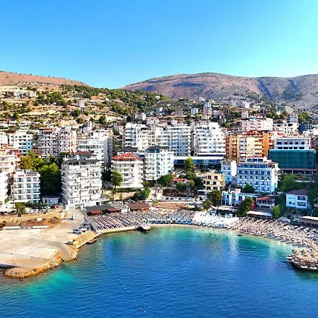 Apartment In Saranda Near The Beach *