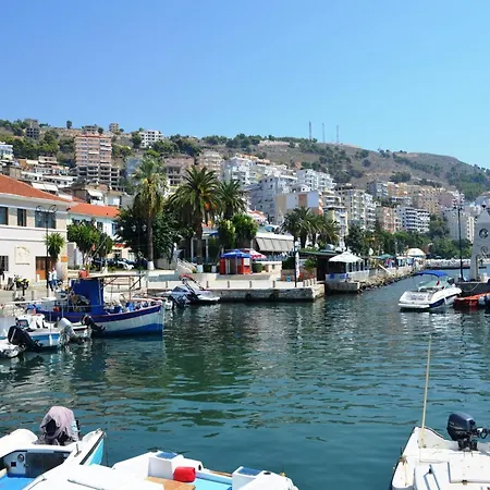 شقة Apartment In Saranda Near The Beach