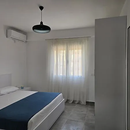 Apartment In Saranda Near The Beach * ساراندا